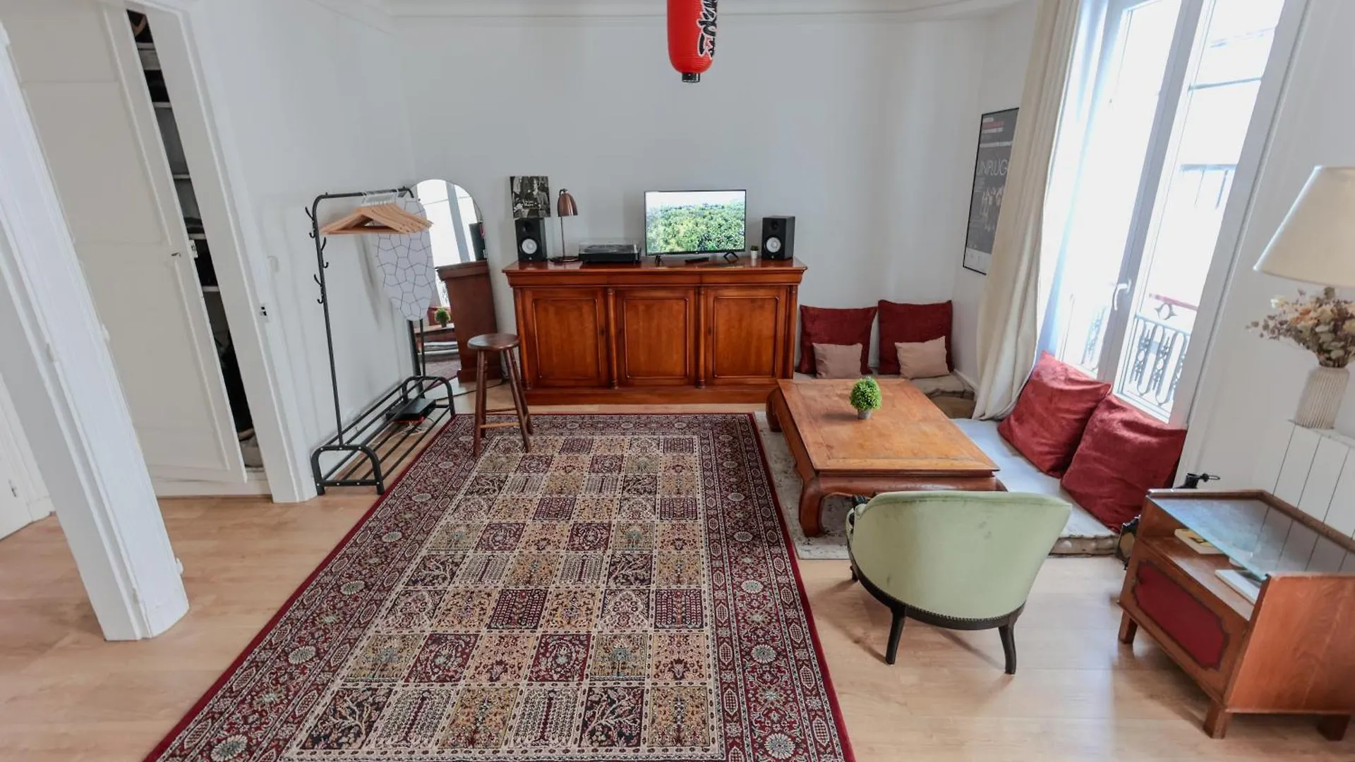 Bel Appartement Proche Palais Des Glaces Et Musee Grevin Republique Paris Apartamento